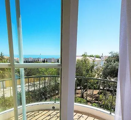 Praia Da Luz Sleeps 6 T434049 Villa *