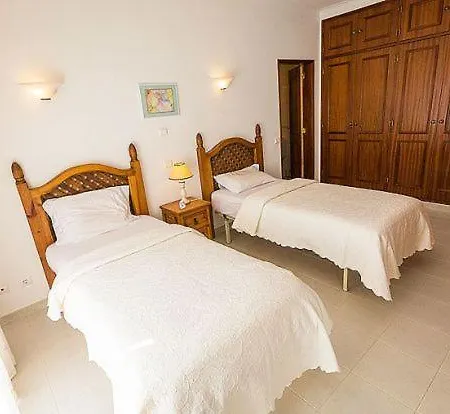 Praia Da Luz Sleeps 6 T434049 Villa