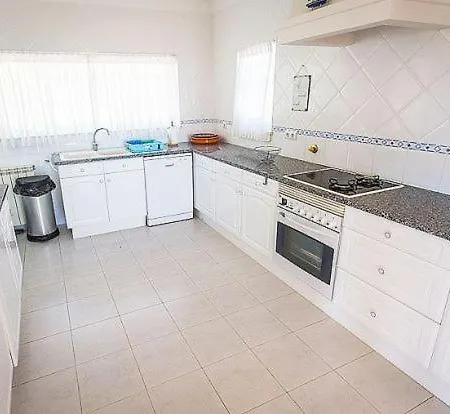 Villa Praia Da Luz Sleeps 6 T434049 *